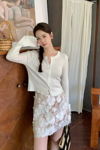 Valeria 3D Floral Skirt in White