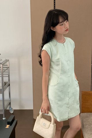 Dallin Buttoned Satin Dress in Jade