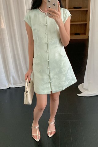 Dallin Buttoned Satin Dress in Jade