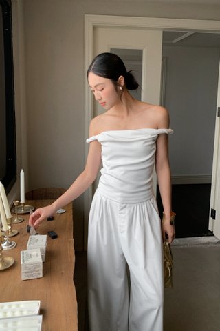 Sandy Pleated Trousers in White