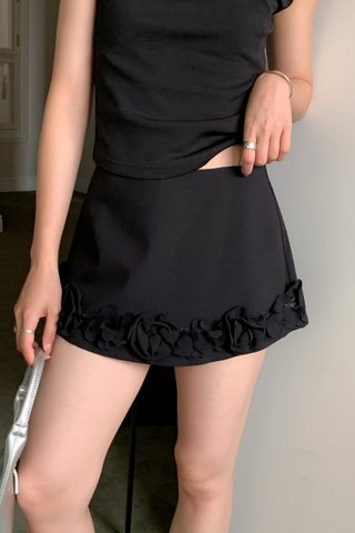 Althea Floral Skort in Black