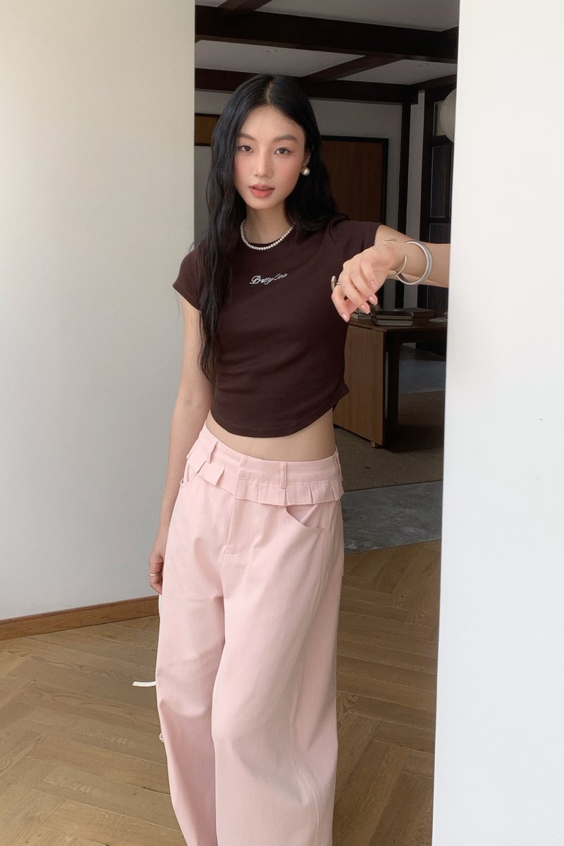 Pretty One Tee in Brown