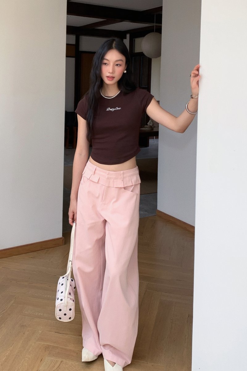 Ariel Pleated Barrel Pants in Pink
