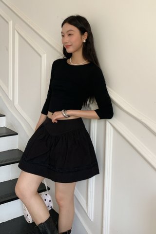 Shirring Culottes Skirt in Black