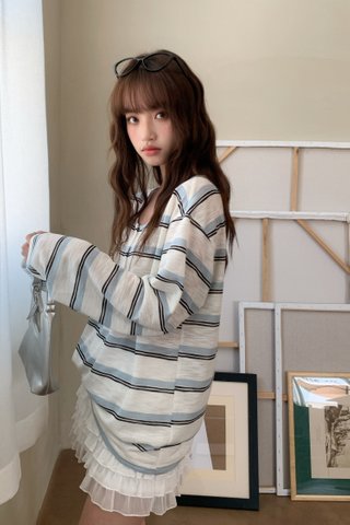 Lucy Stripe Oversized Tee in Black Blue