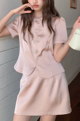 Fú Satin Blouse in Pink