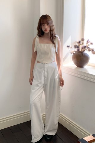 Trisse Barrel Pants in White