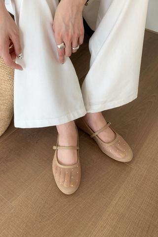 Blinks Mesh Flat in Nude