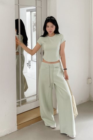 Kira Barrel Pants in Green