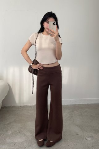 Kira Straight Cut Pants in Brown